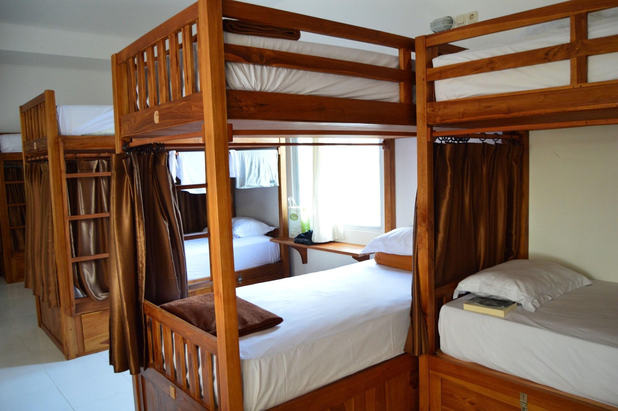 Askara Guest House & Hostel อูบุด ภายนอก รูปภาพ